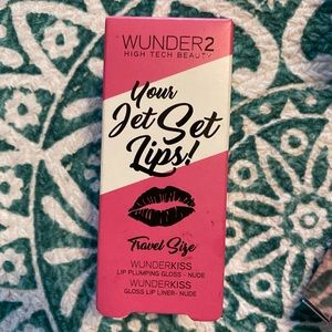 Wunder2 lip plumping gloss